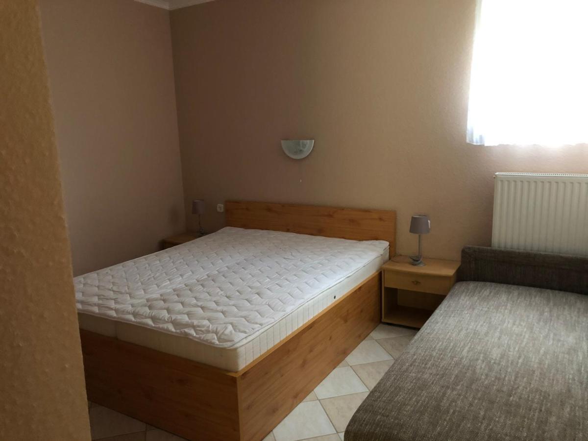 זלקרוס Jozsef Apartments House מראה חיצוני תמונה
