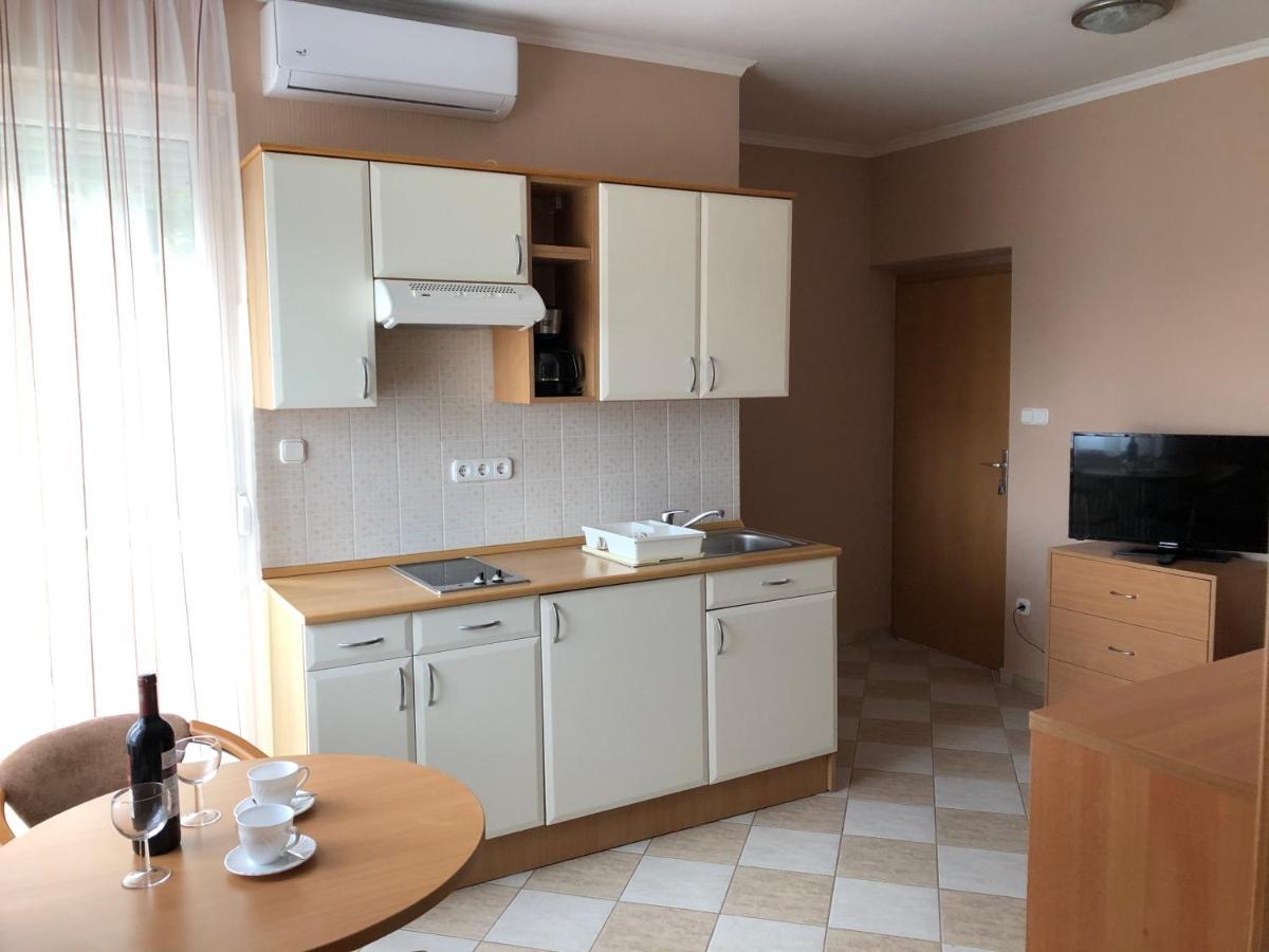זלקרוס Jozsef Apartments House מראה חיצוני תמונה