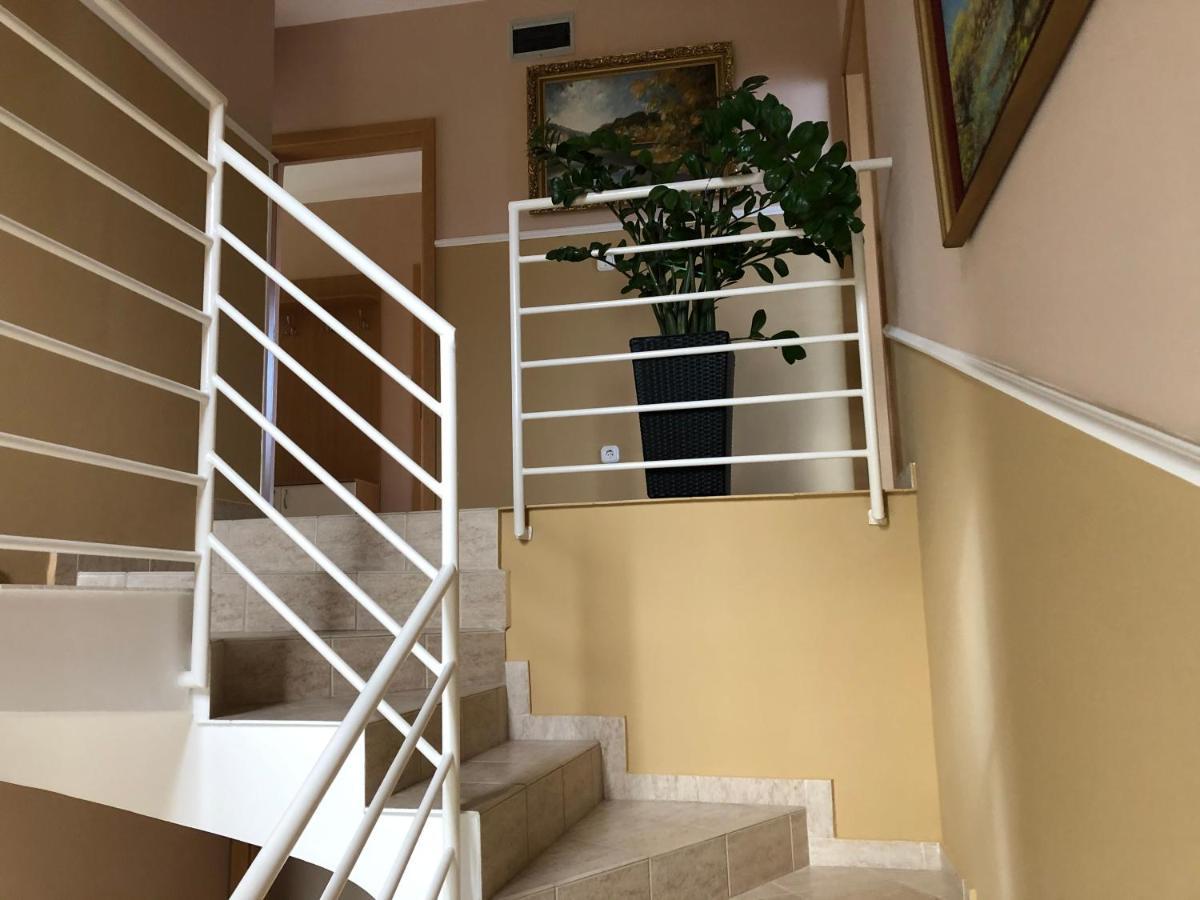 זלקרוס Jozsef Apartments House מראה חיצוני תמונה