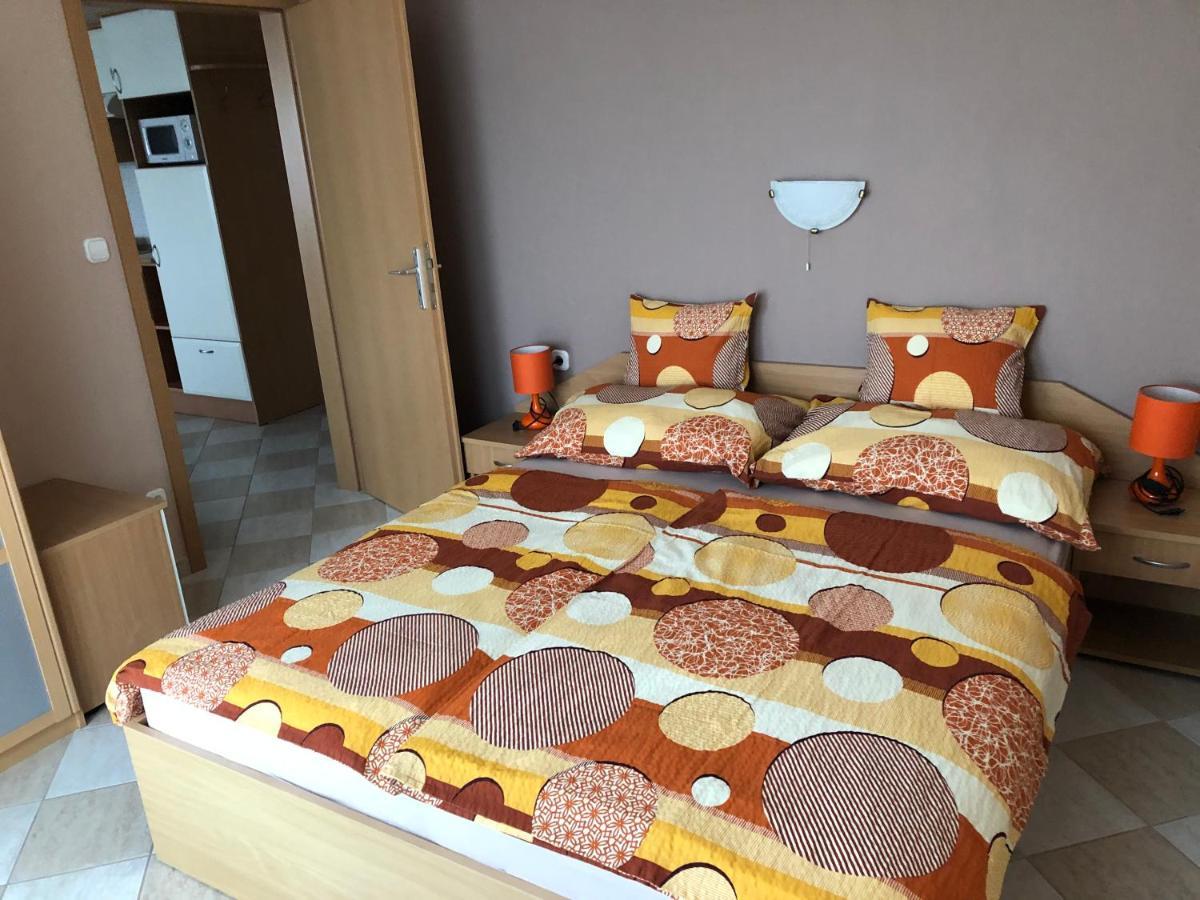 זלקרוס Jozsef Apartments House מראה חיצוני תמונה