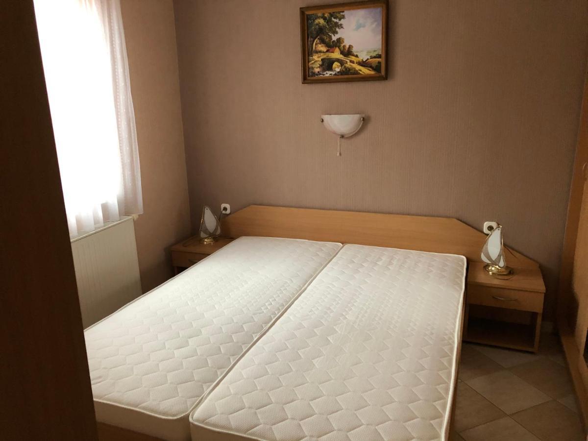 זלקרוס Jozsef Apartments House מראה חיצוני תמונה