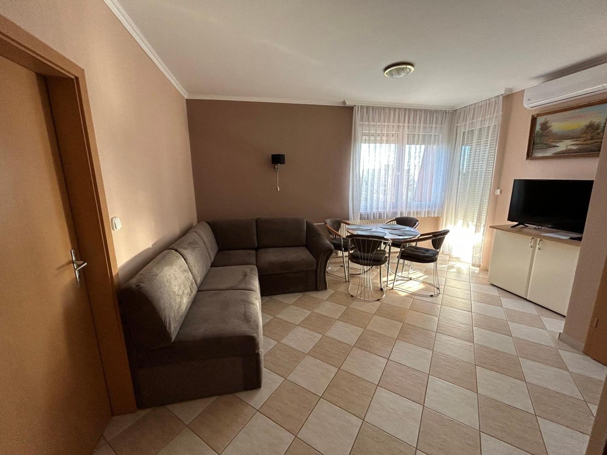 זלקרוס Jozsef Apartments House מראה חיצוני תמונה