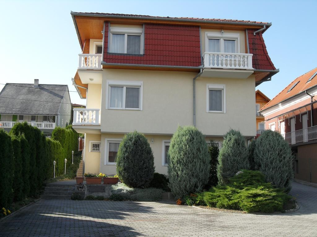 זלקרוס Jozsef Apartments House מראה חיצוני תמונה