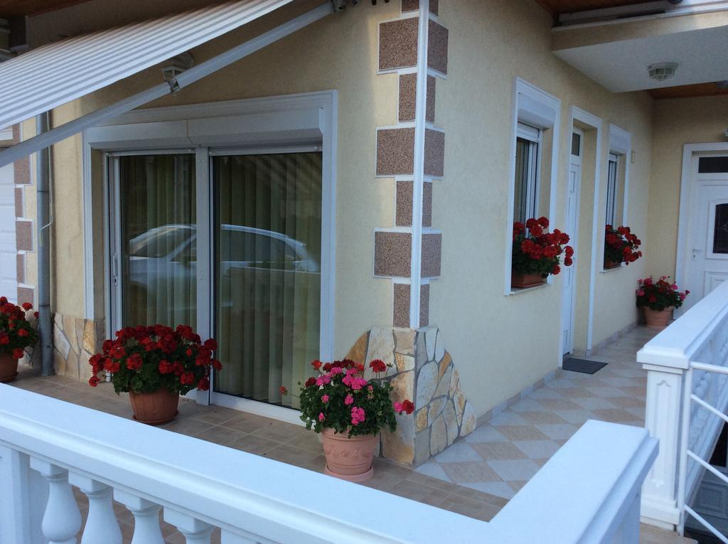 זלקרוס Jozsef Apartments House מראה חיצוני תמונה