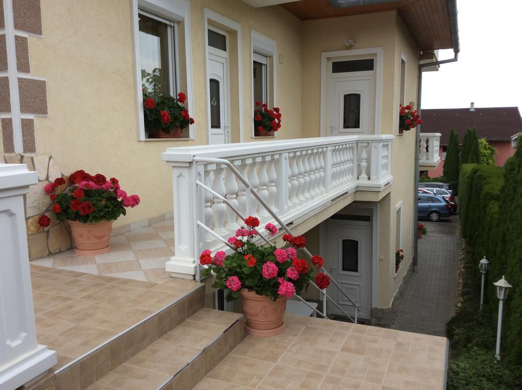 זלקרוס Jozsef Apartments House מראה חיצוני תמונה