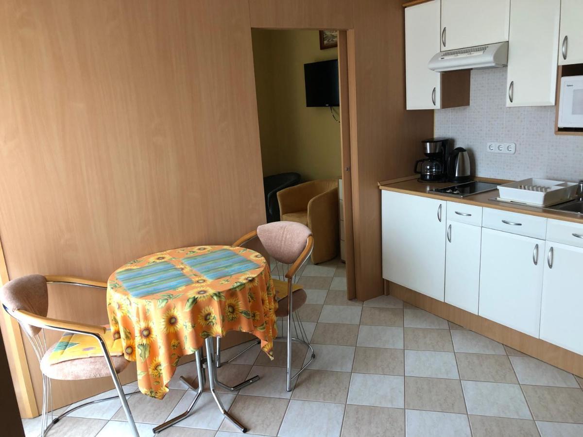 זלקרוס Jozsef Apartments House מראה חיצוני תמונה